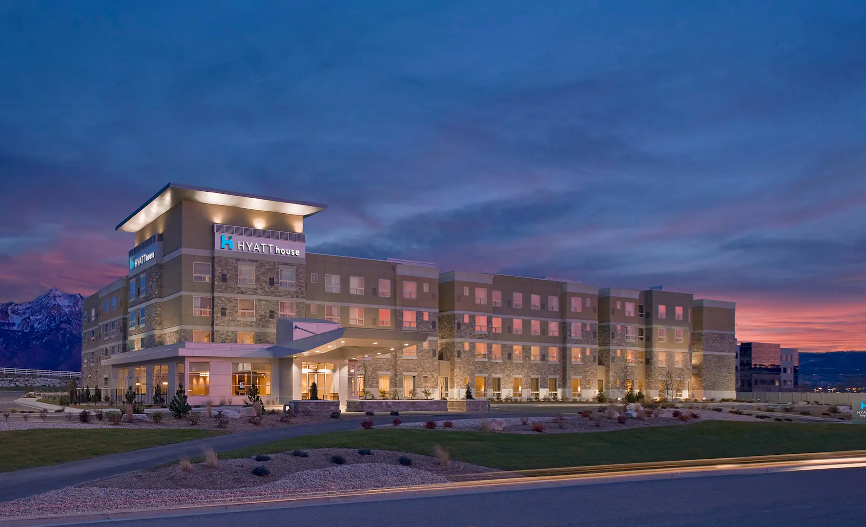 Hyatt-House-Salt-Lake-City-Sandy-P015-Exterior.16x9